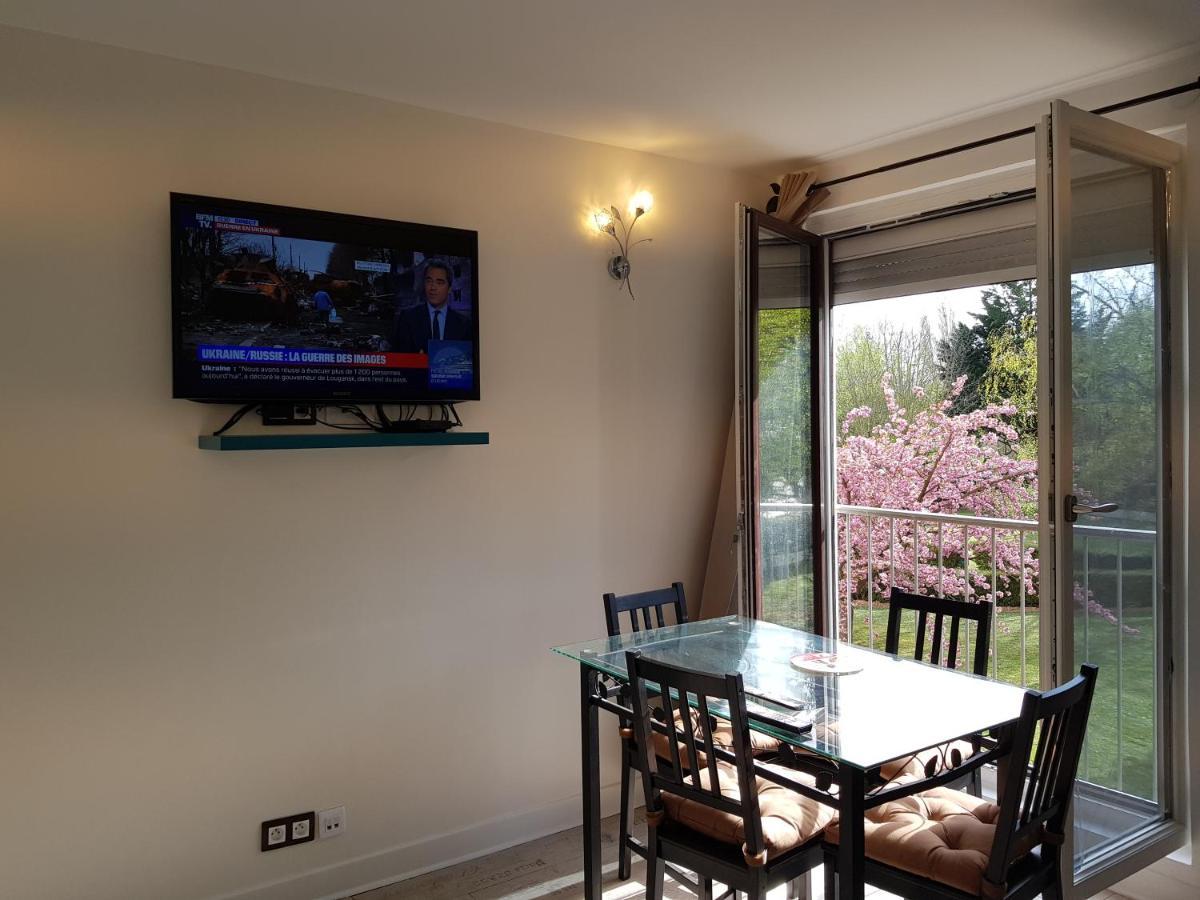Apartamento Chez Lisa & Olivier Athis-Mons Exterior foto